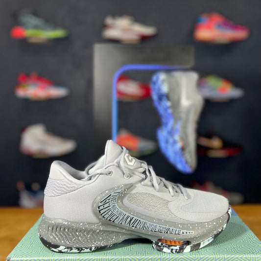 Zoom Freak 4 "Etched in Stone"