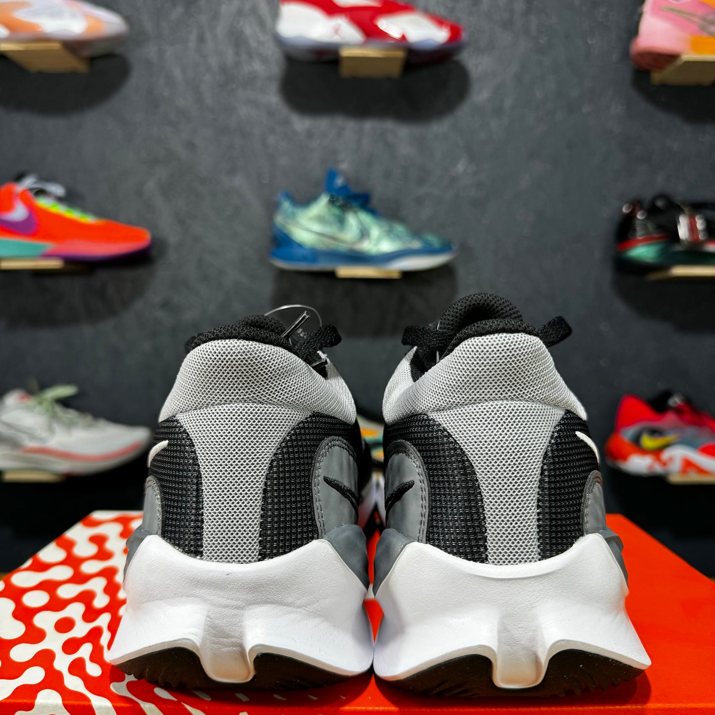 Nike Renew Elevate 3 "Black Wolf Grey