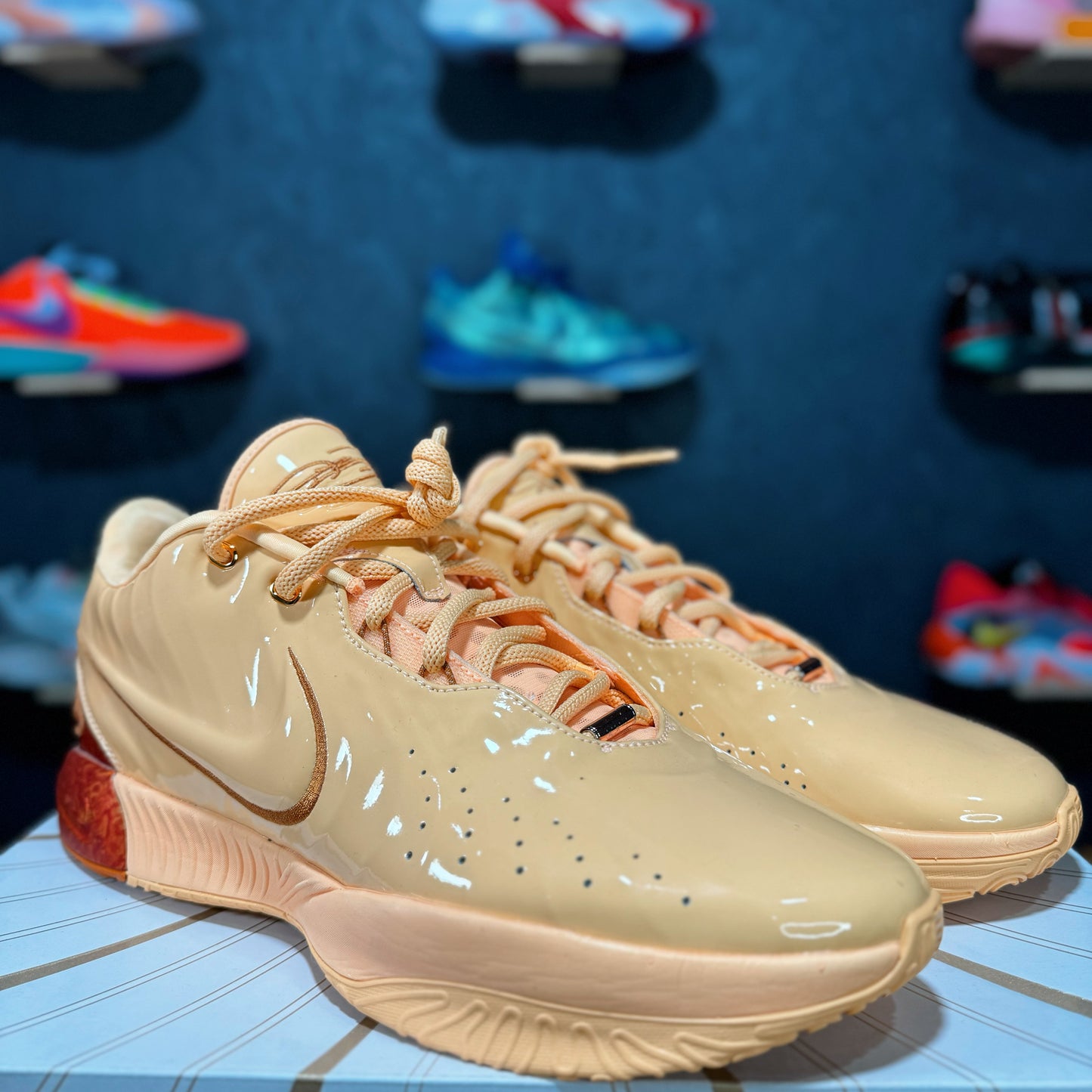 Lebron XXI "Dragon Pearl"