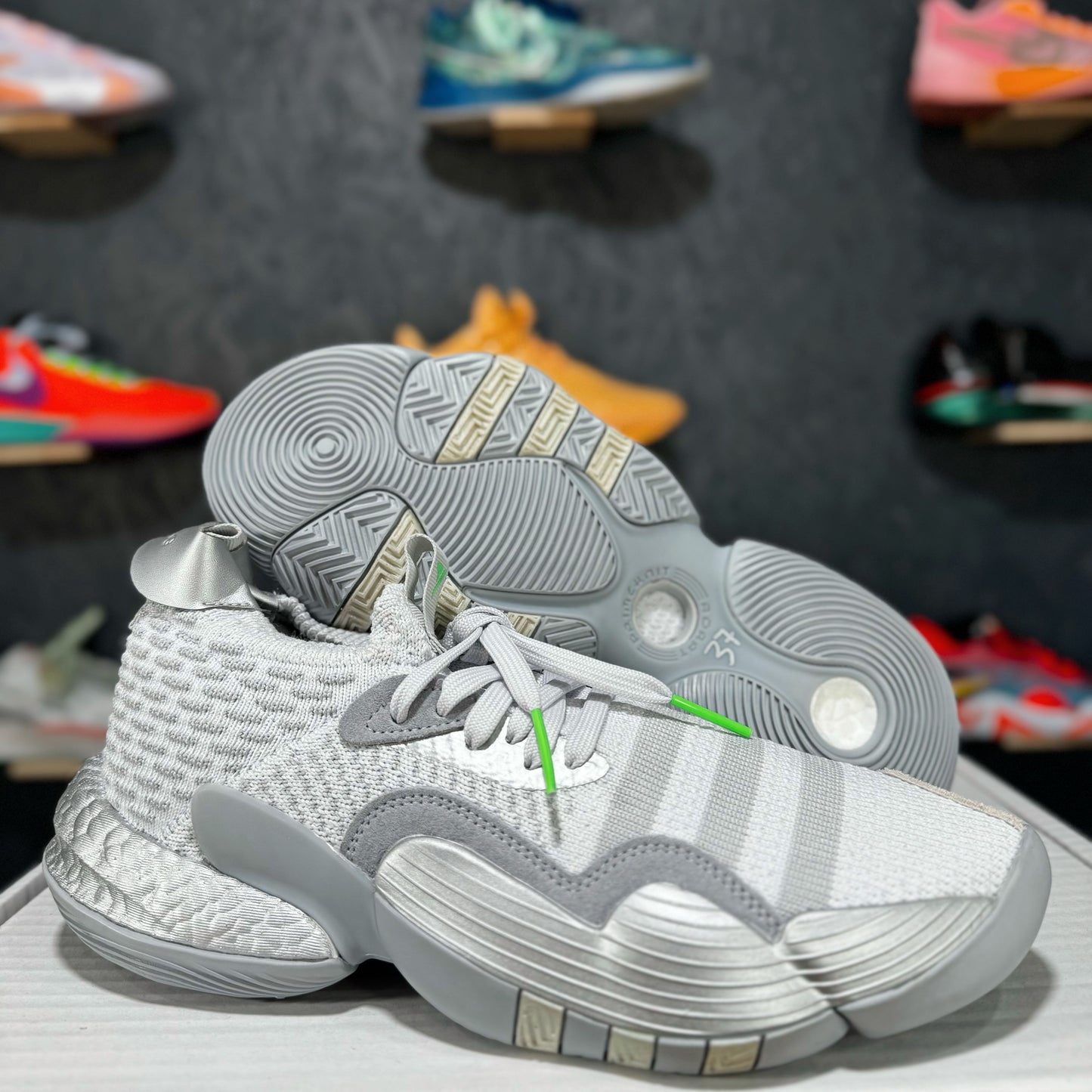 Trae Young 2.0 "Dash grey"🏀