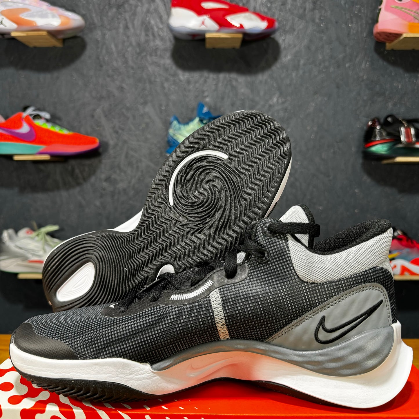 Nike Renew Elevate 3 "Black Wolf Grey