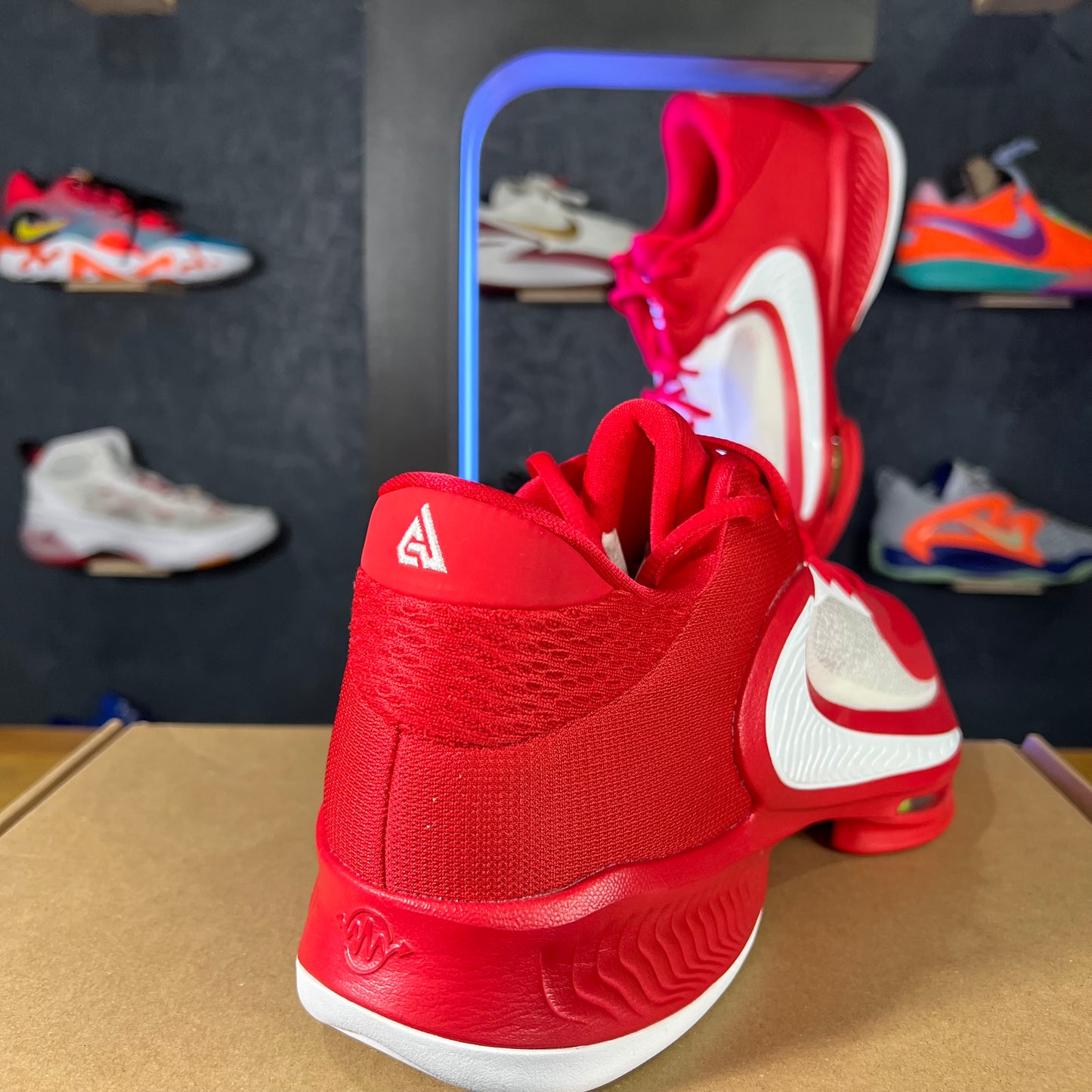 Zoom Freak 4 "University Red"