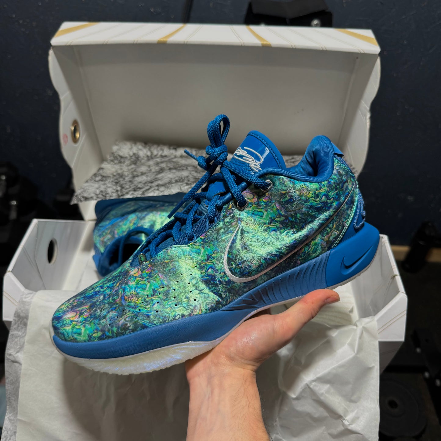 Lebron XXI "Abalone"